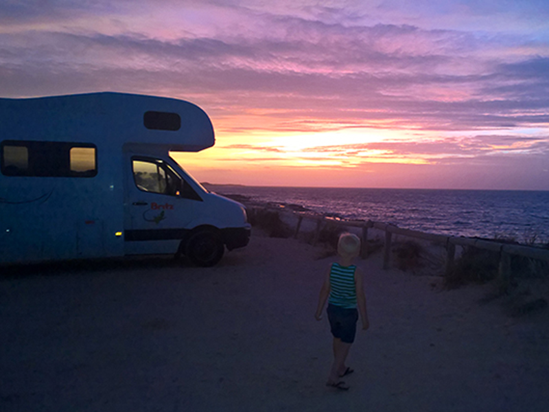 autocamper australien med børn