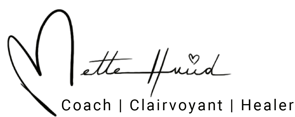 Mette Hviid logo
