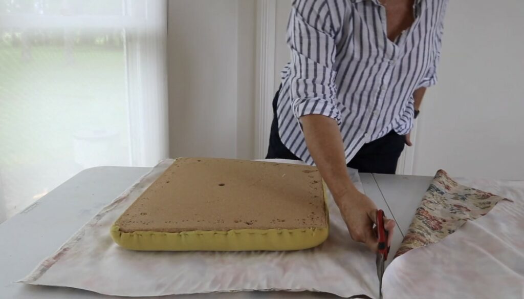 Renovate dining table with Naomi Findlay