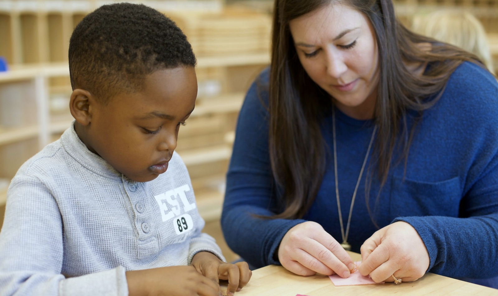 Montessori Child Learning