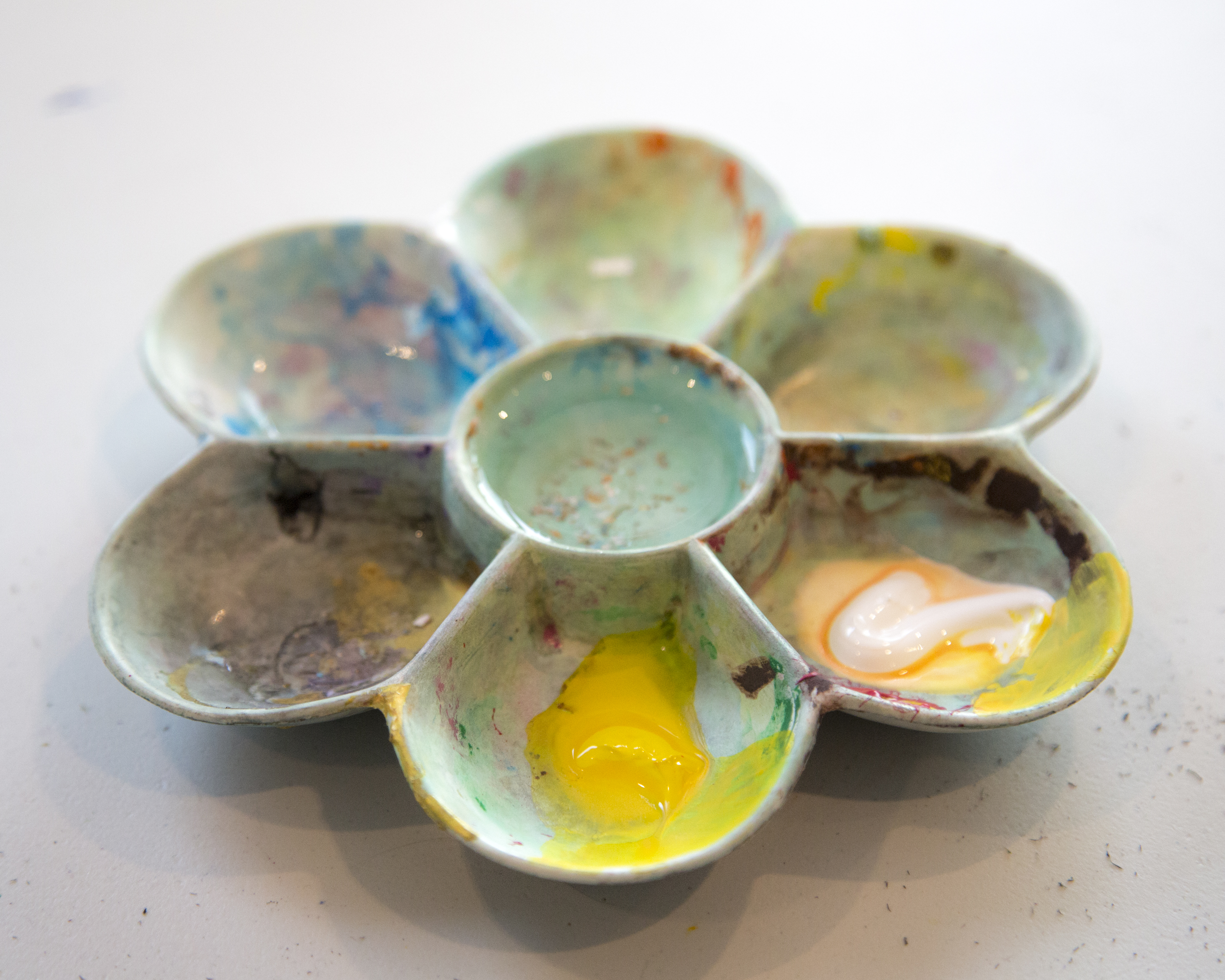 Farvepalett og kreativt materiale