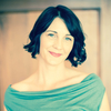 Anne-Perry-headshot2-small.jpg