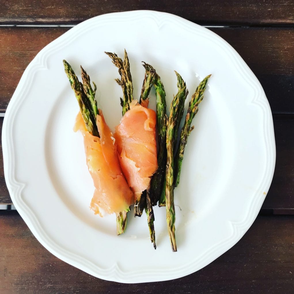 smoked salmon and goat cheese asparagus bundles, snack