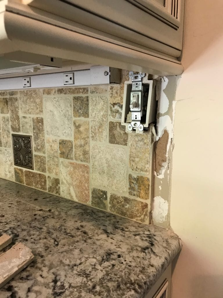 DIY kitchen backsplash, tiling over existing backsplash