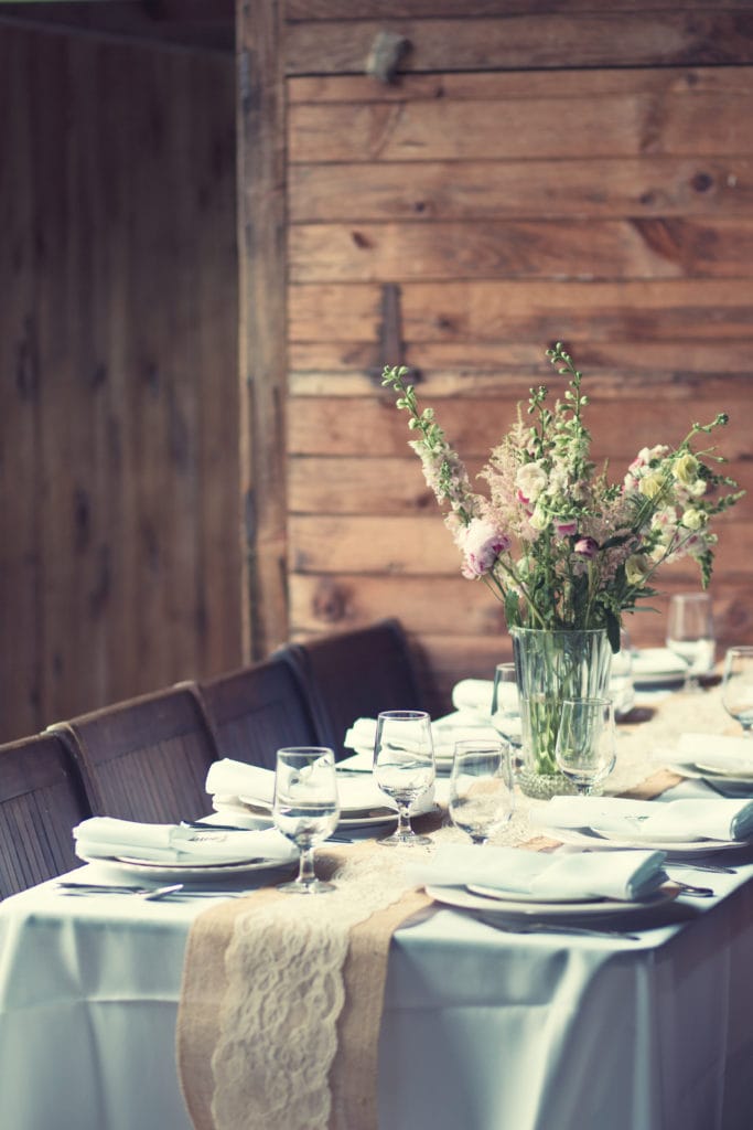 wedding tables at Moody Mountain