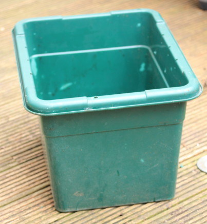 An old recycling box like this is perfect. These normally come with a lid but it's been lost so I will have to improvise. This one is a good size - 50cm x 35cm - but a bit smaller would also be OK.